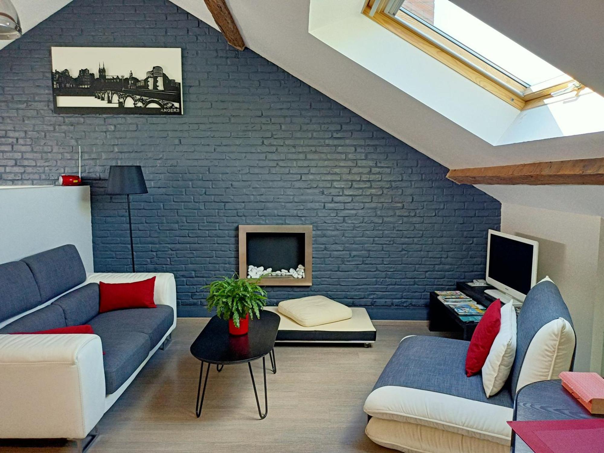 Les Suites Angevines Angers Esterno foto