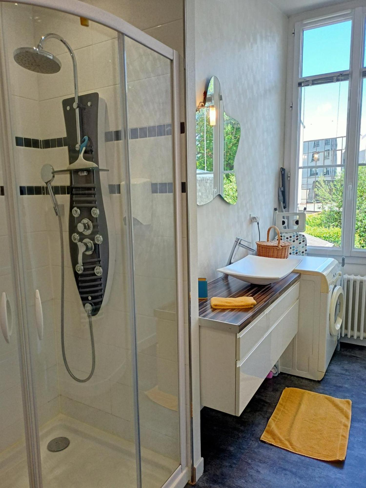 Les Suites Angevines Angers Esterno foto