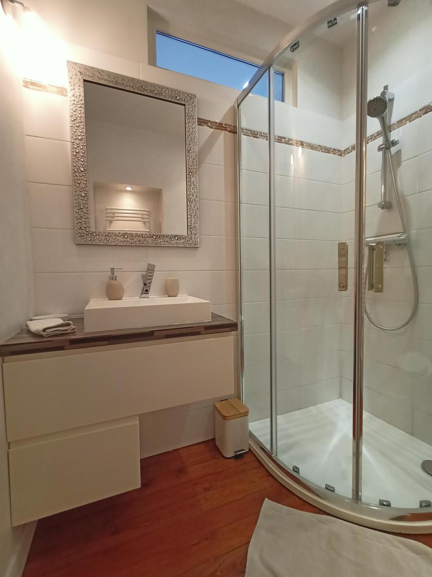 Les Suites Angevines Angers Esterno foto