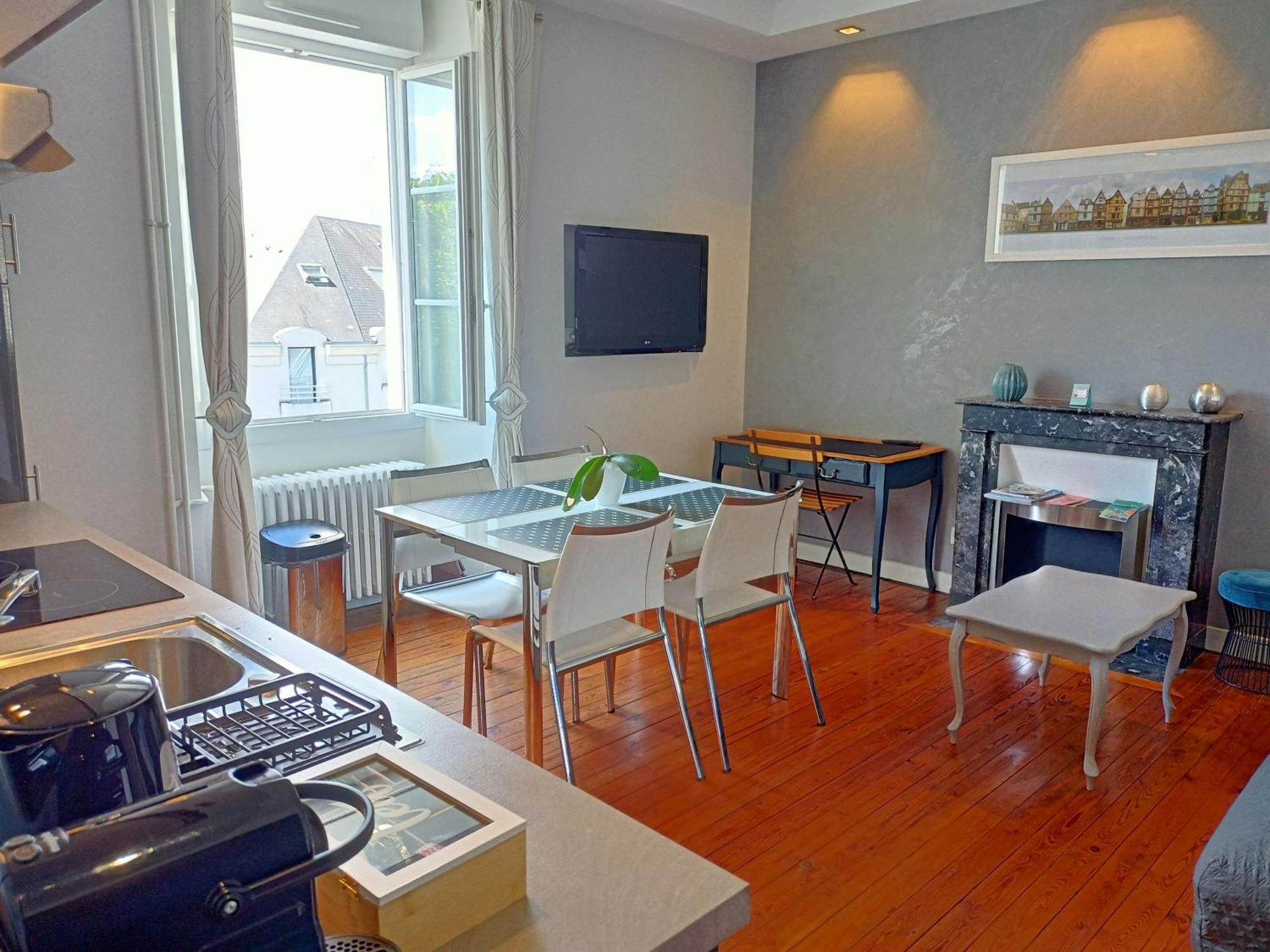 Les Suites Angevines Angers Esterno foto